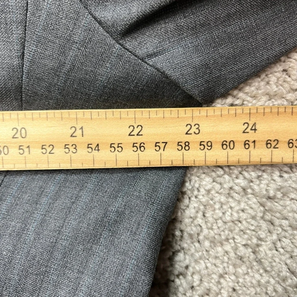Brooks Brothers 1818 Madison Blazer Mens 42S Gray Saxxon Wool Pinstripe‎ USA